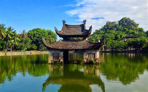 ¡Sumérgete en la historia y la belleza natural de la Pagoda del Lago del Dragón en Huludao!